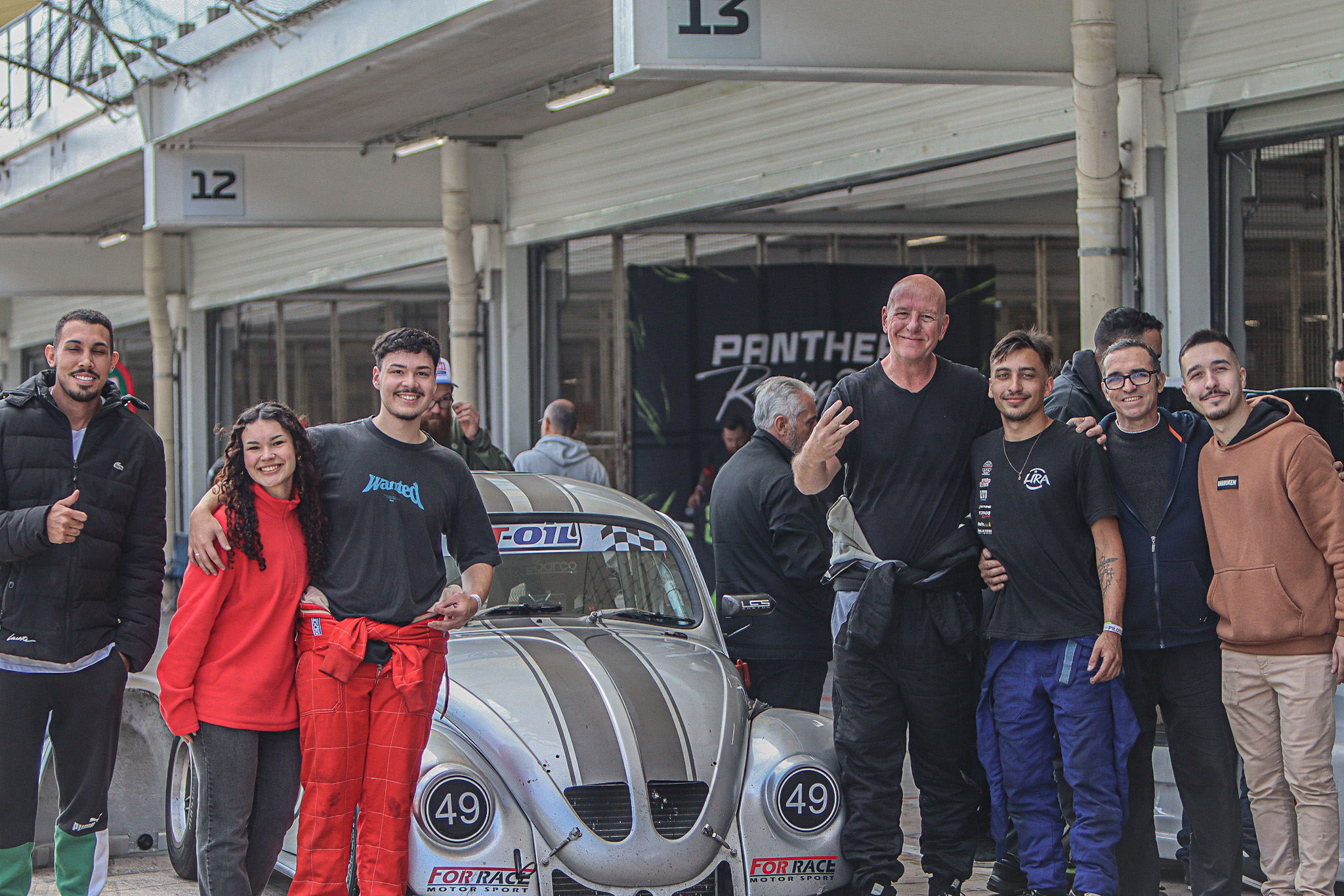 Equipe em dia de pista
